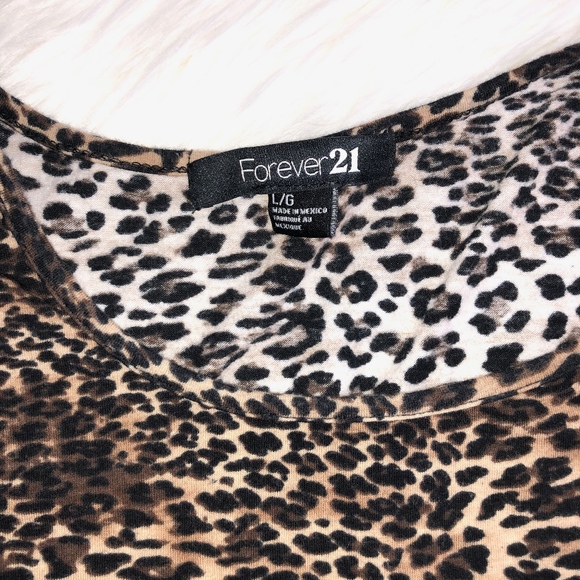 Forever 21 crop top Leopard print sz. L - Picture 3 of 6